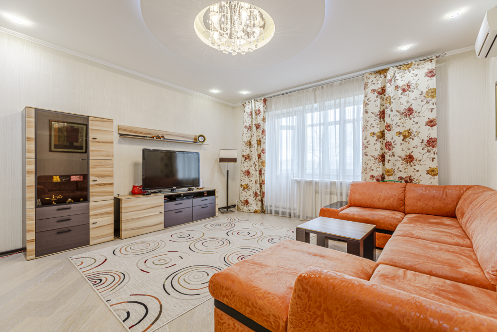 В ПРОДАЖЕ ШИКАРНАЯ ТРЕХКОМНАТНАЯ КВАРТИРА