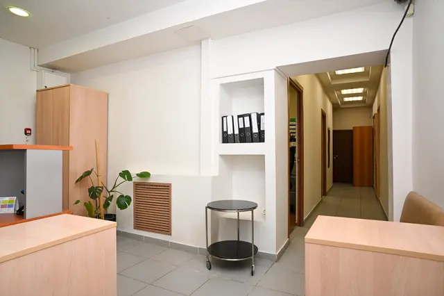 Сдаётся офисное помещение 103м² с отдельным входом