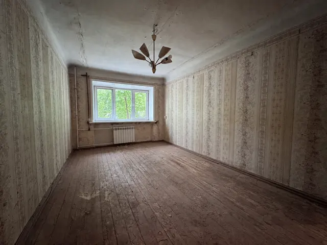 Продается 3 комн.кв 56 м² этаж 1/3