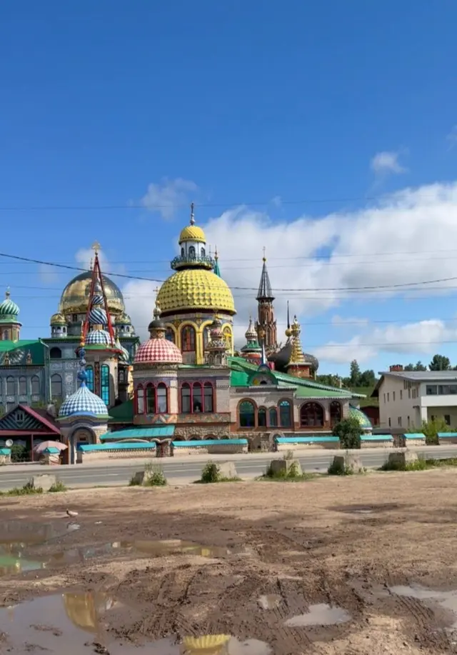 В продаже участок в пос. Аракчино, напротив Волжской гавани