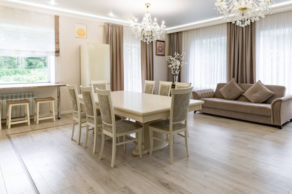 Дом, 157 м², участок 14 сот.