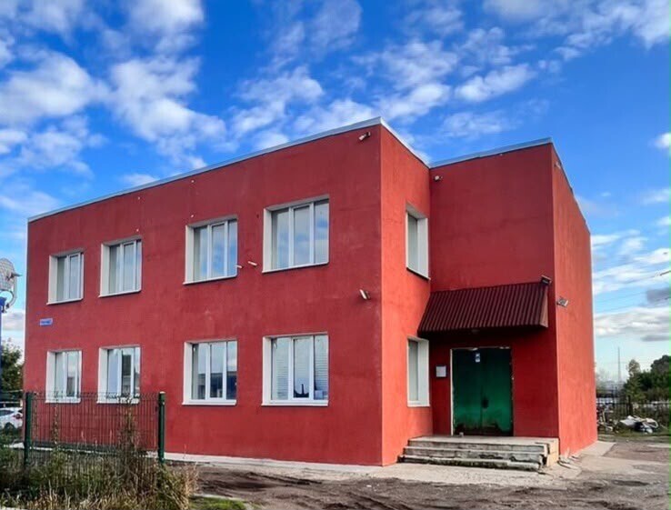 Отдельное офисное здание 475 кв.м. с закрытой территорией и арендаторами!